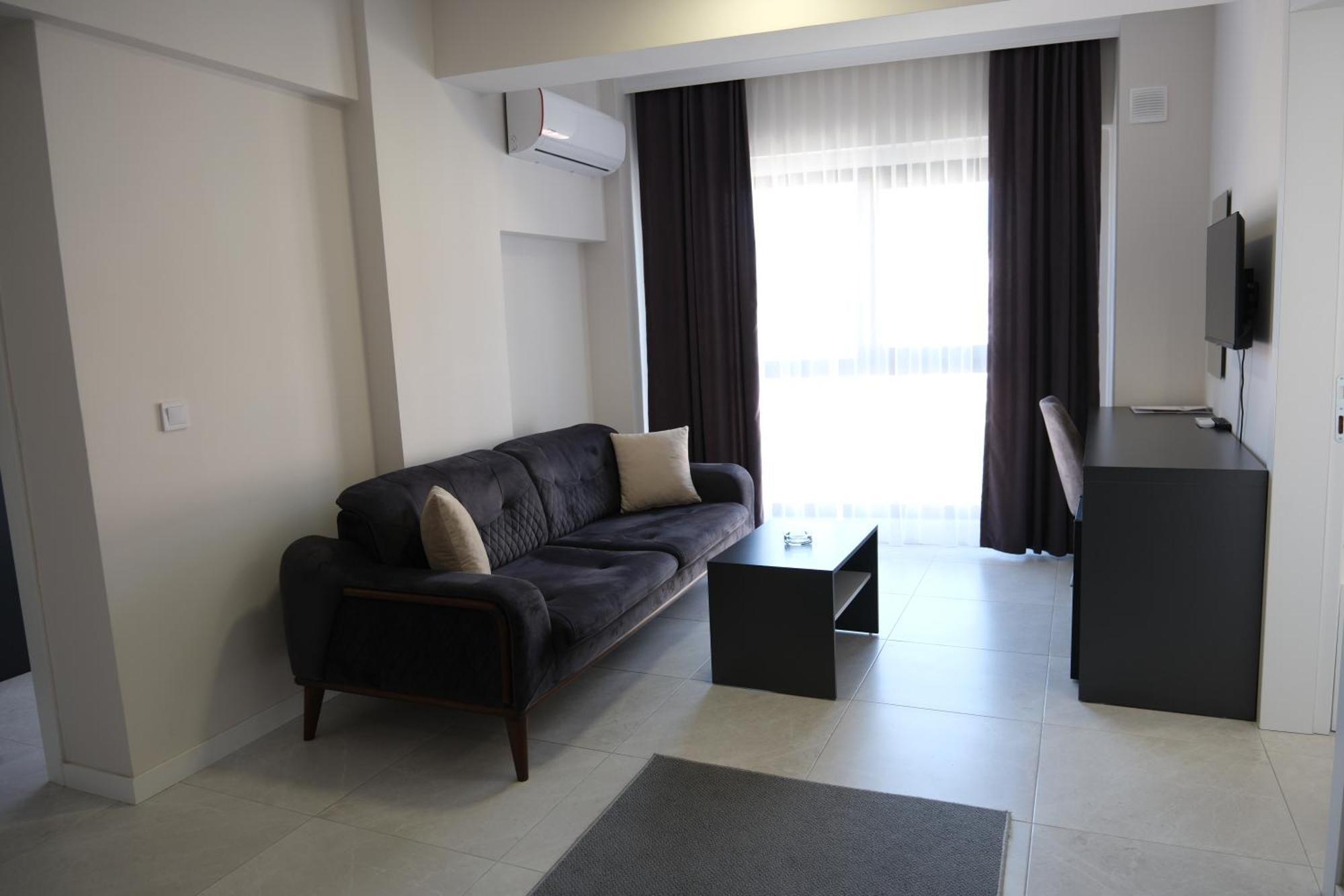 Jk Business Hotel 데니즐리 외부 사진
